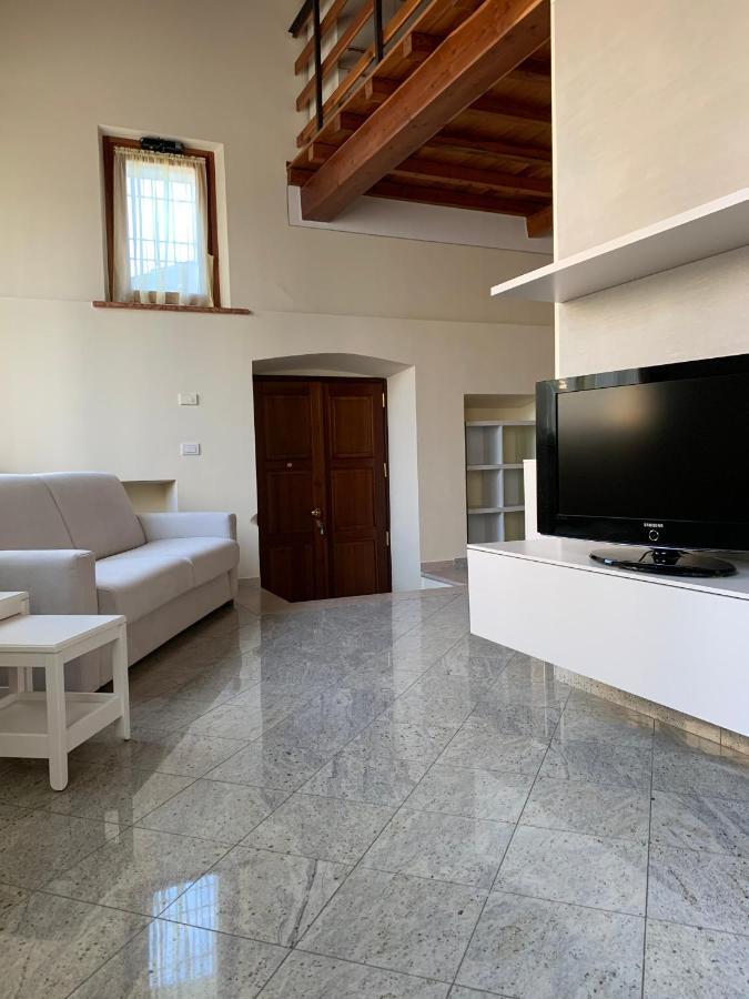 Il Vicoletto Holiday House ヴォルタ・マントヴァーナ エクステリア 写真