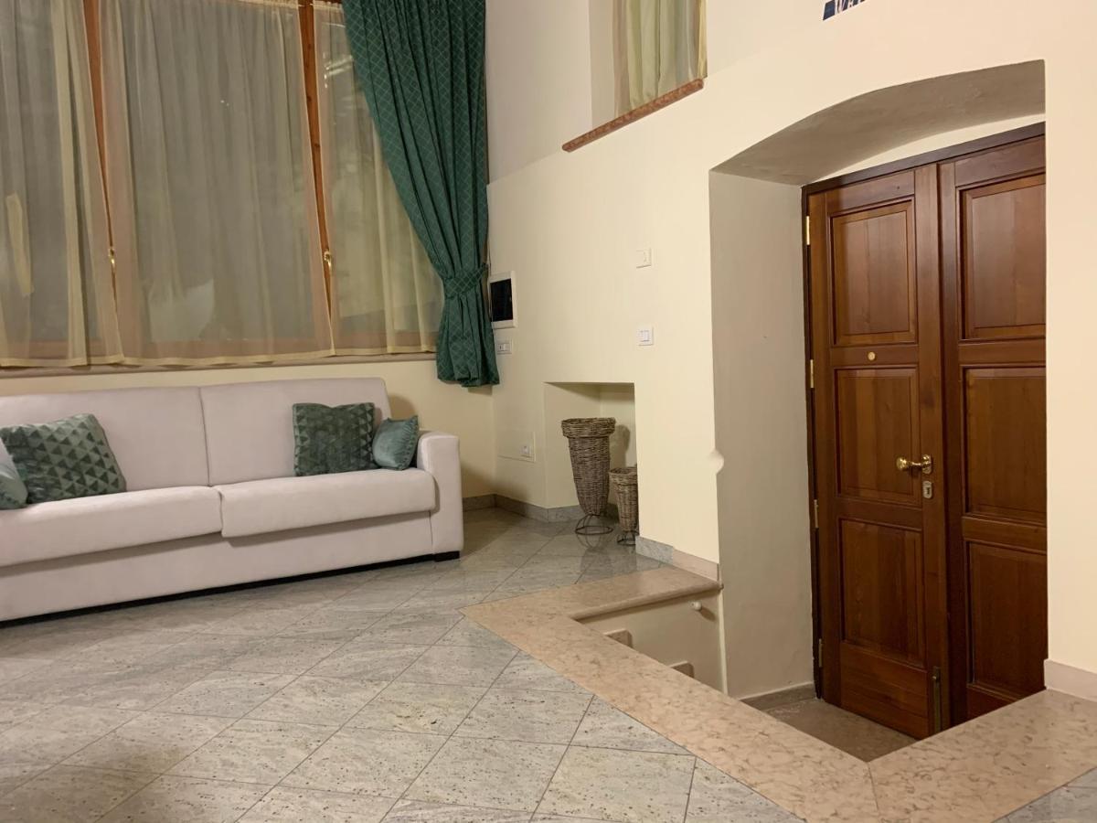 Il Vicoletto Holiday House ヴォルタ・マントヴァーナ エクステリア 写真