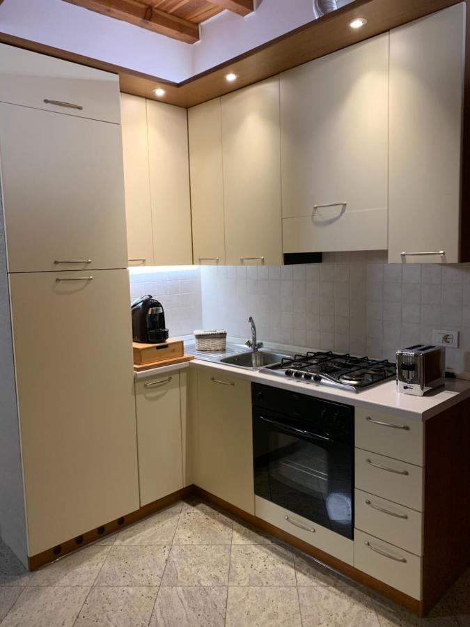 Il Vicoletto Holiday House ヴォルタ・マントヴァーナ エクステリア 写真